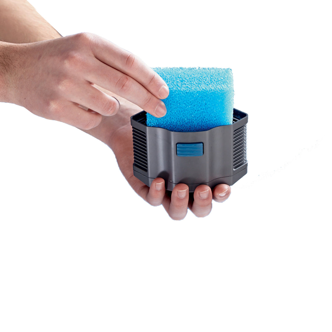 Central BioPlus filter for Oase aquariums, compact biological filtration system with durable design and easy installation.